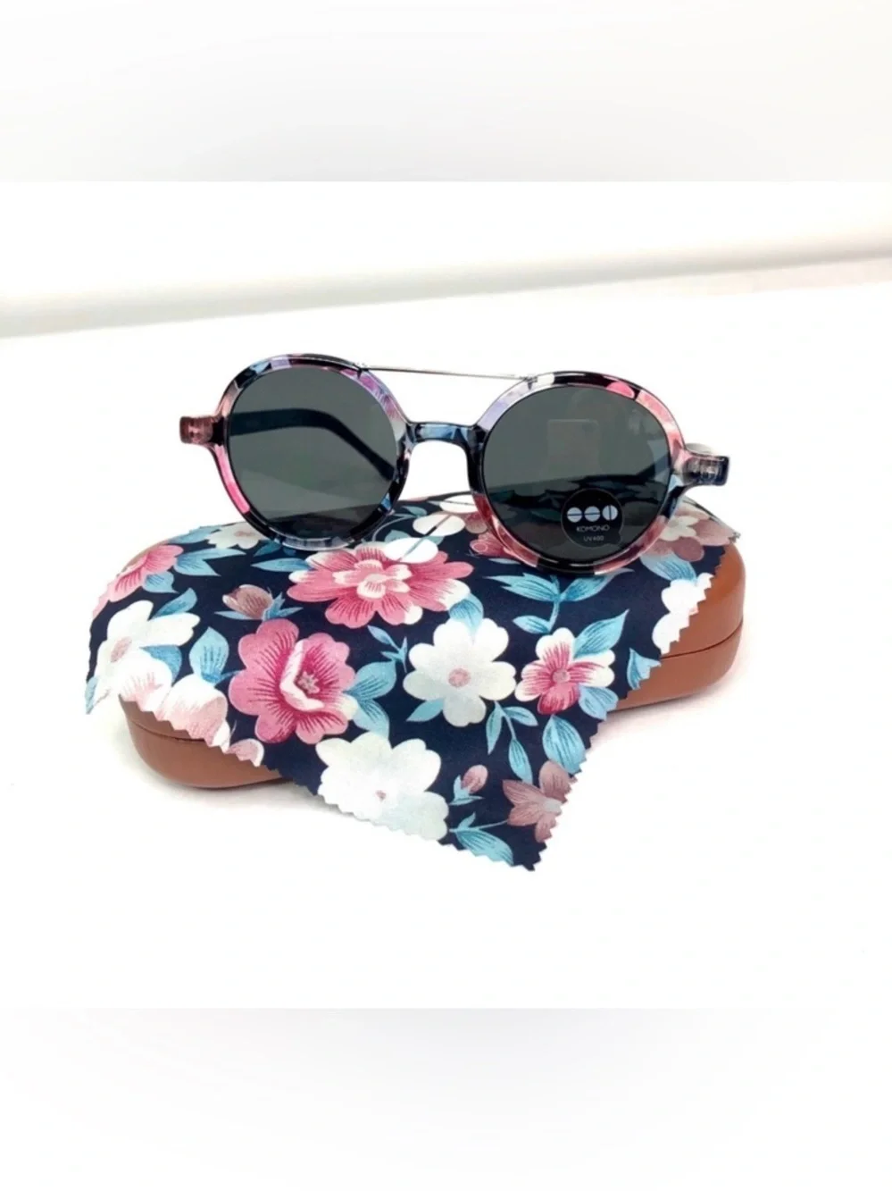 KOMONO Vivien Floral Sunglasses (NEW) 🕶🌴 round